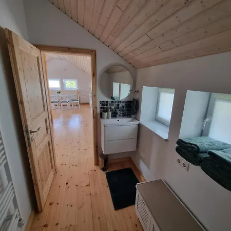 Scheune In Ostseenaehe Auch Mit Pferd *